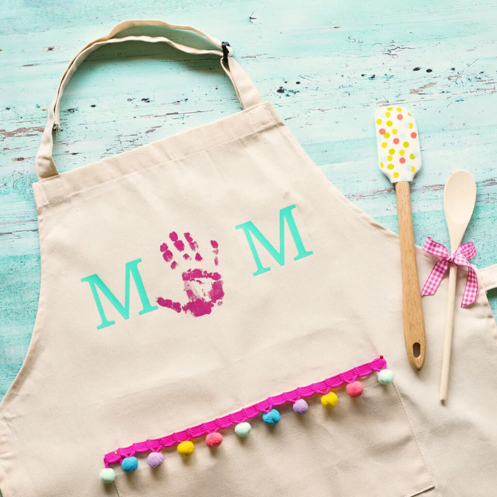 mothers day handprint apron
